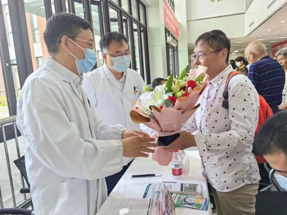 浦东启动首个肾病腹透健康咨询服务 优质医疗资源下沉社区，惠及居民健康